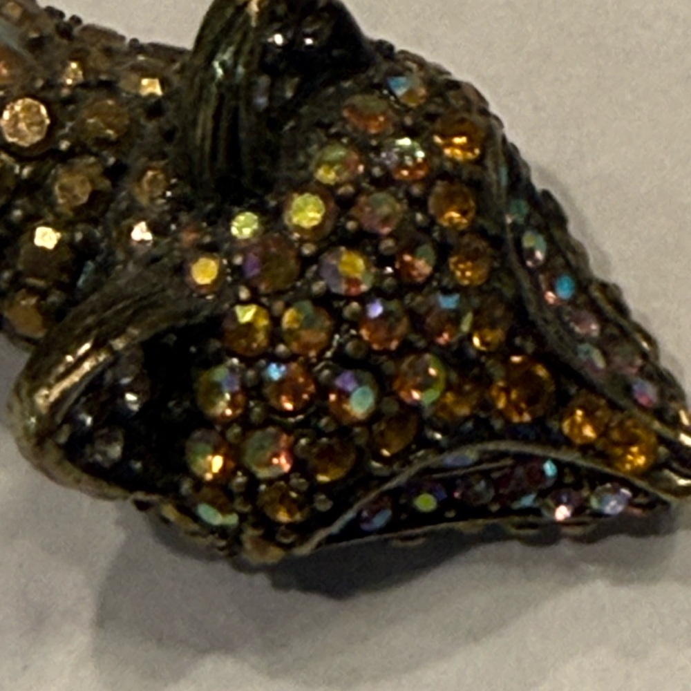 Gold and Silver Fox Choker Necklace - Picture 2 of 4
